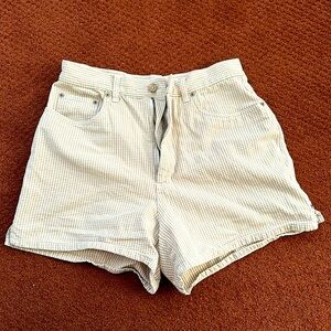 Vintage 90’s high waisted shorts women’s size 8